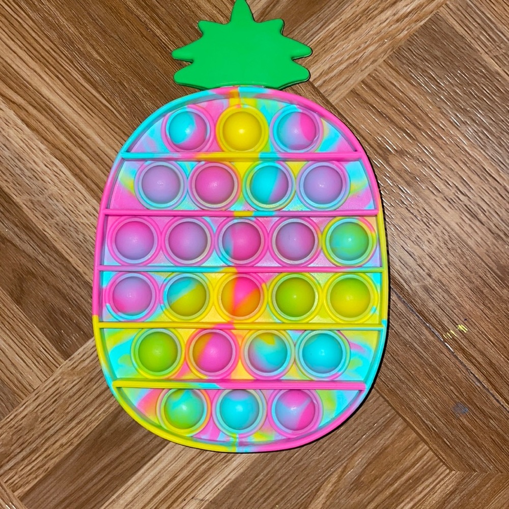 Pineapple pop it
